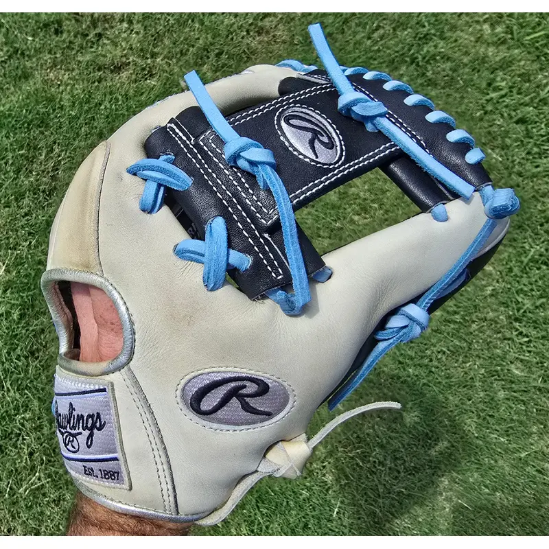 Rawlings Heart of the Hide Baseball Glove 11.75". New Laces! Excellent Condition.