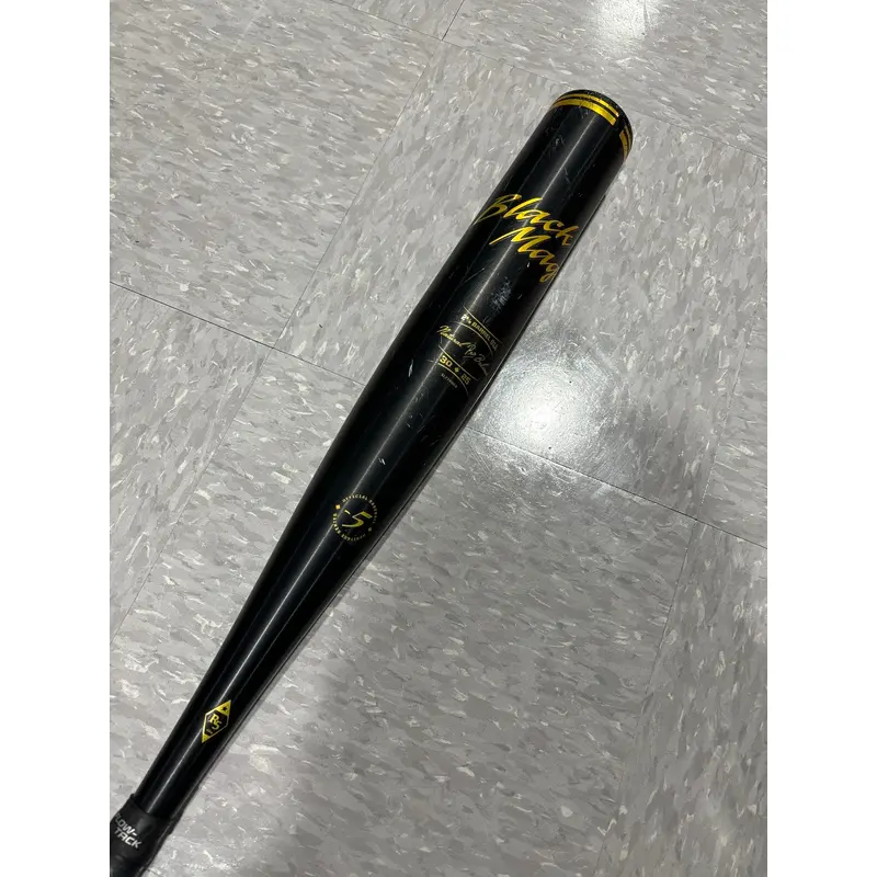 2023 Easton Black Magic USSSA Bat (-5) Alloy 25 oz 30"