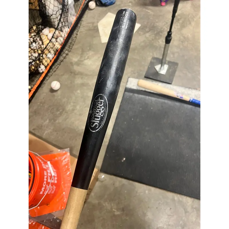 Louisville Slugger Genuine Series Y125 Wood Bat 29" (Used)
