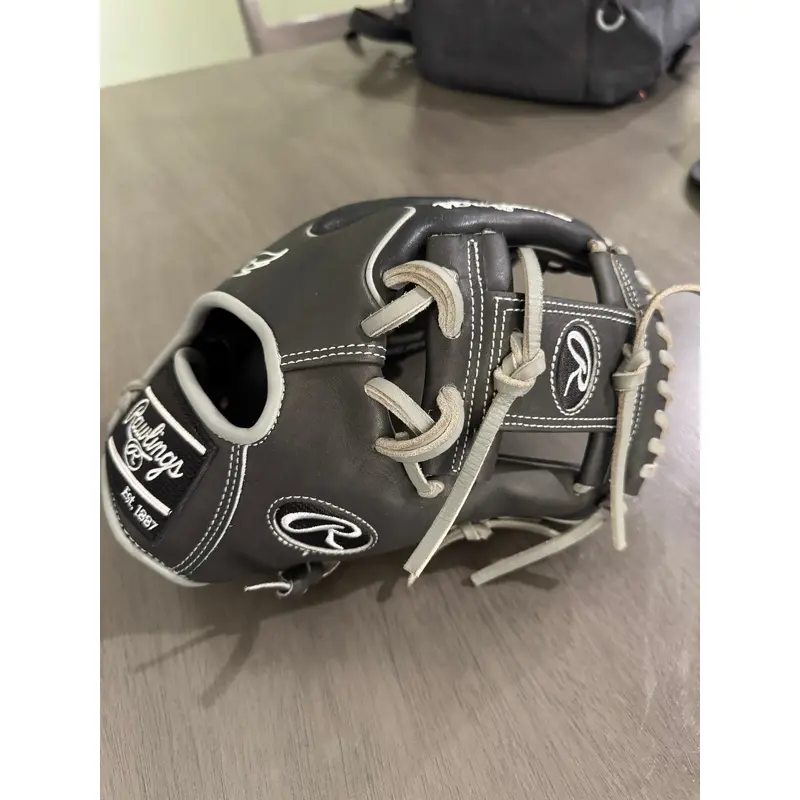 Rawlings RH Heart of the Hide Baseball Glove 11.75" (Used)