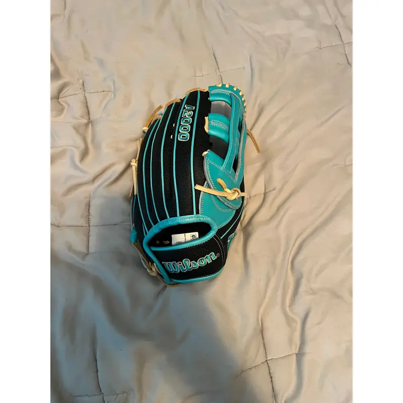 Brand New Wilson a2000 Just Off The Self
