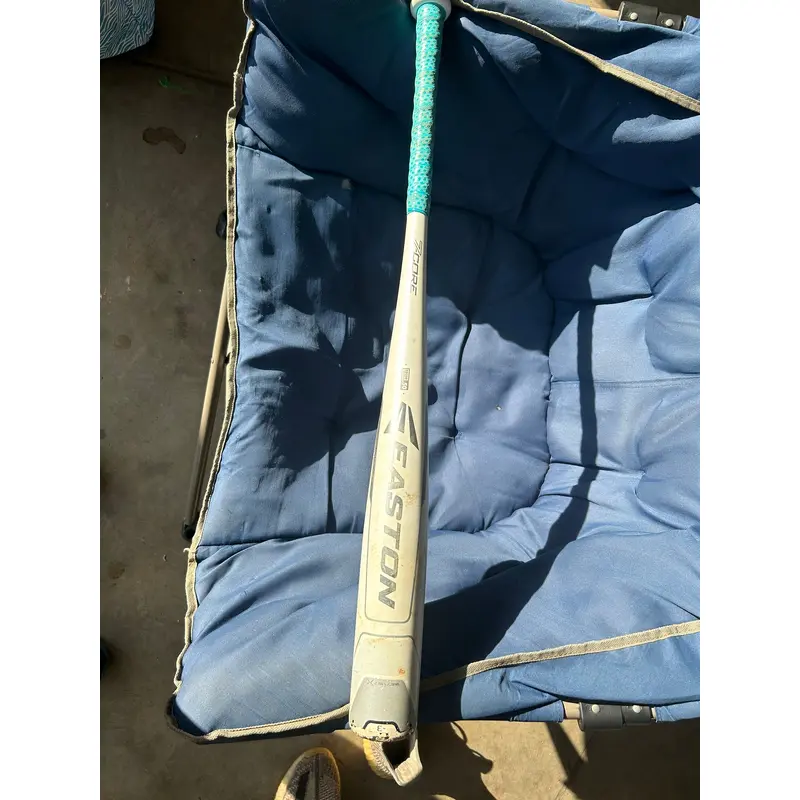 2018 Easton Beast Speed BBCOR Certified Bat (-3)  28 oz 31" (Used)