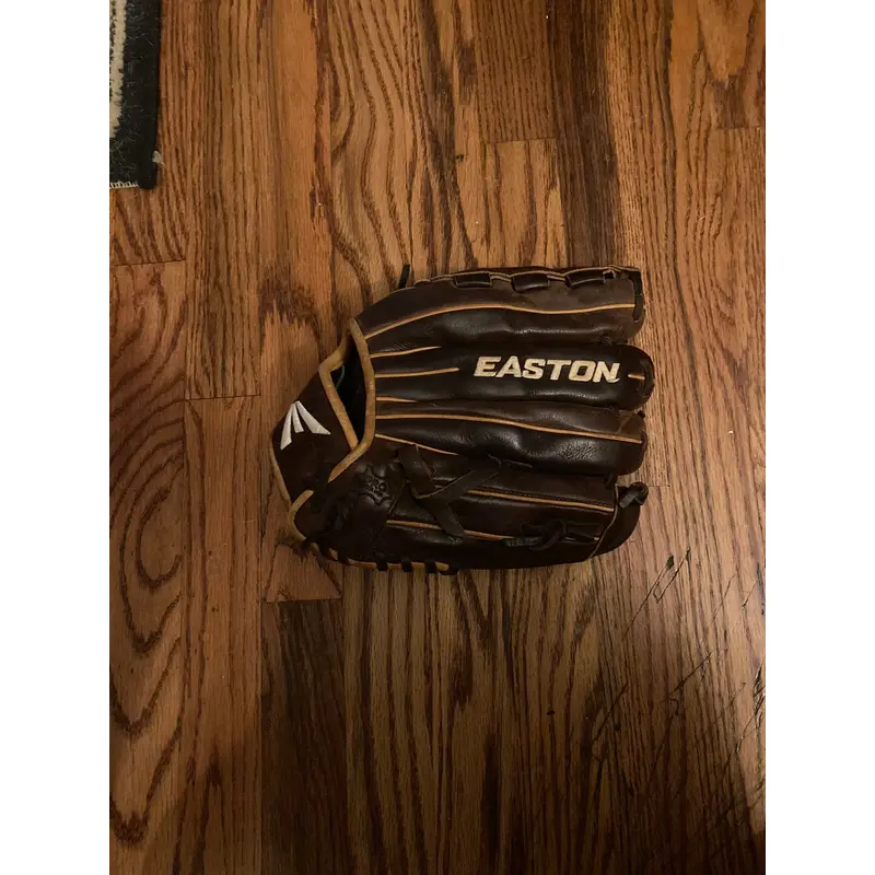 Easton core pro 1201 DBT 12 left handed glove