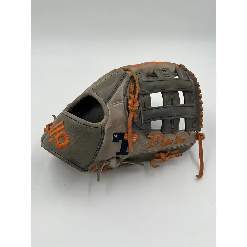 Custom Nokona 12 American Kip infield baseball glove