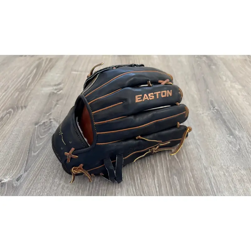 Easton Left Hand Throw Professional Series Baseball Glove 12.75" (Used)