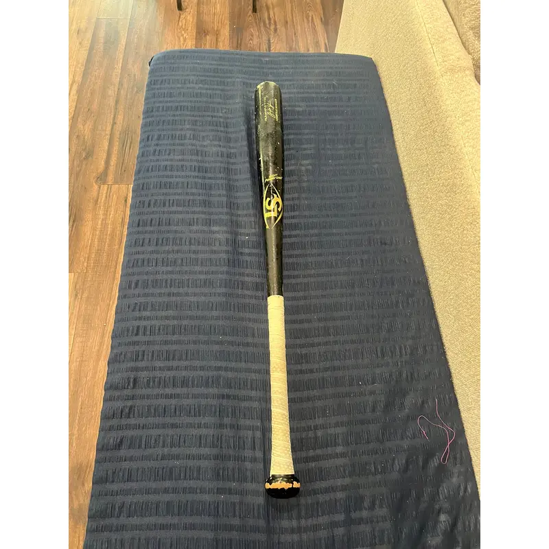 2023 Louisville Slugger MLB Prime CY22 Game Model Maple Bat 29 oz 32" (Used)