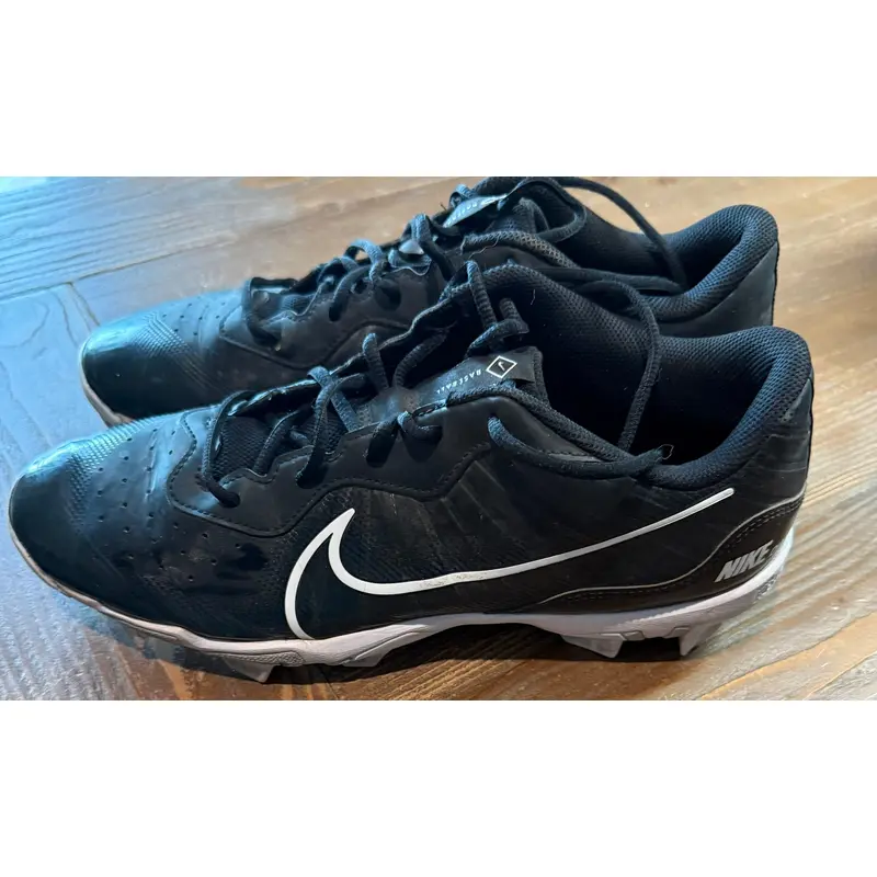 Black Men's Size M 12.0 (W 13.0) Adult Nike Low Top FastFlex Molded Cleats (Used)