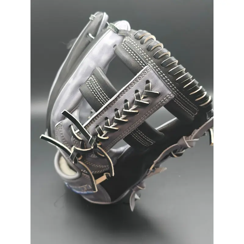 Rare Find - Leggera Baseball Glove - Infield Right Hand Throw, MADE IN JAPAN