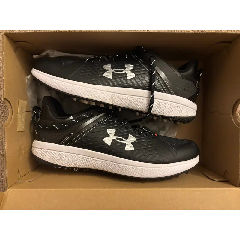 Black Men's Size M 10.5 (W 11.5) Under Armour Yard Turf (New)