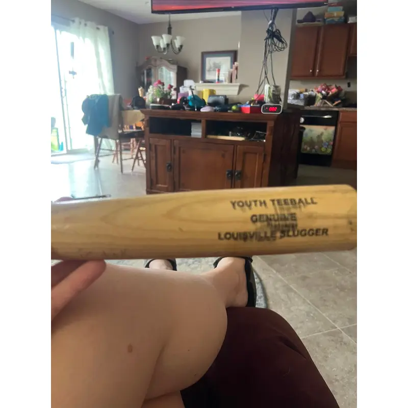Louisville Slugger Genuine Bat Wood   26" (Used)