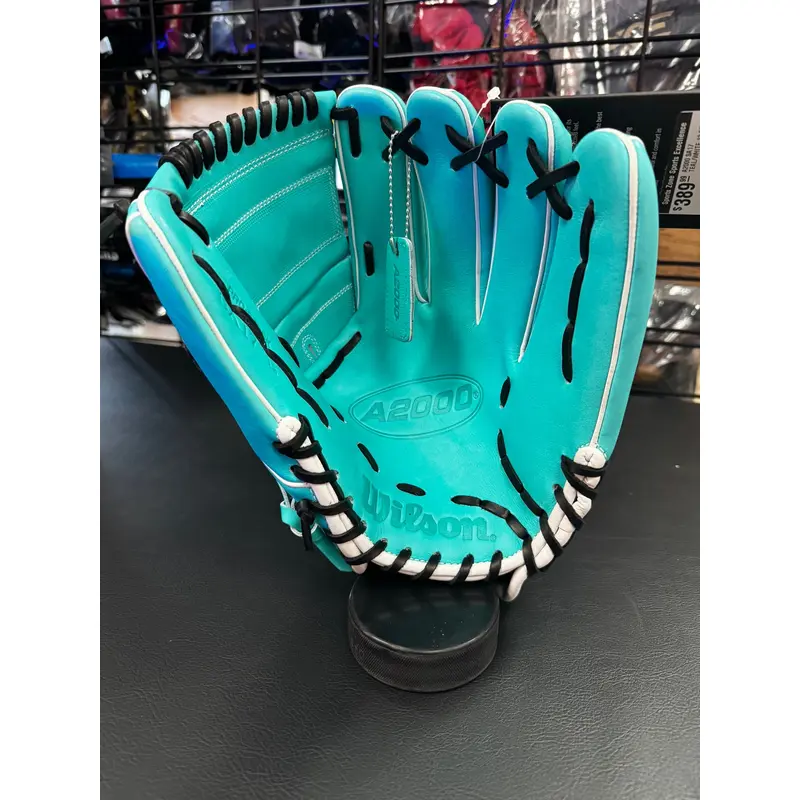 Wilson Right Hand Throw A2000 Baseball Glove 12" (New)