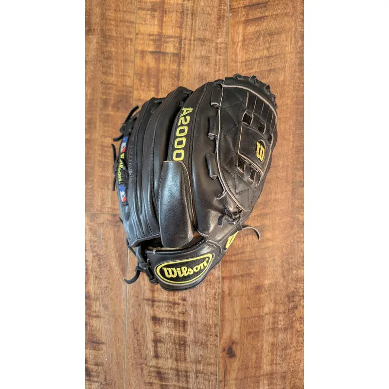 2010 Wilson A2000 ASO 12" Pitcher's Glove