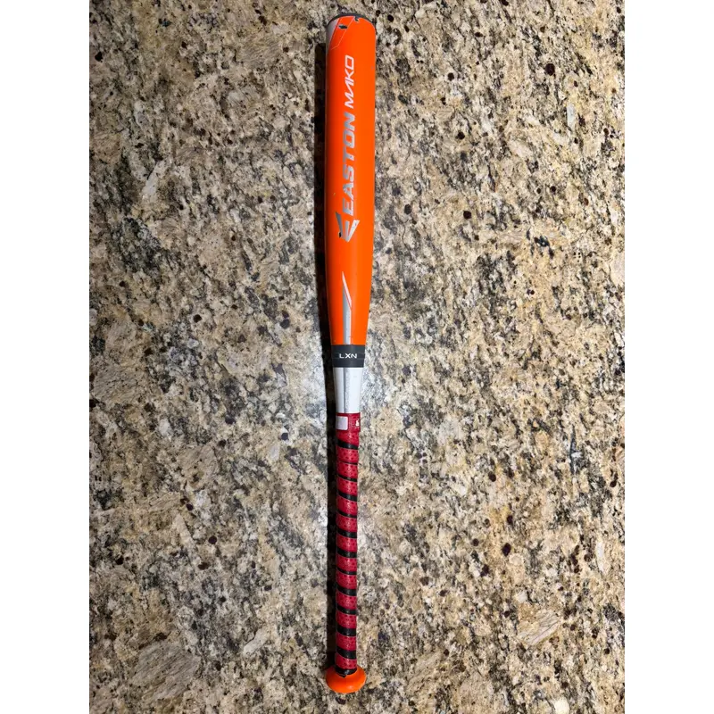GREAT SHAPE! GENTLY USED & RARE SIZE ORANGE BOMBER BAT!  Easton Mako 29/18 (-11)