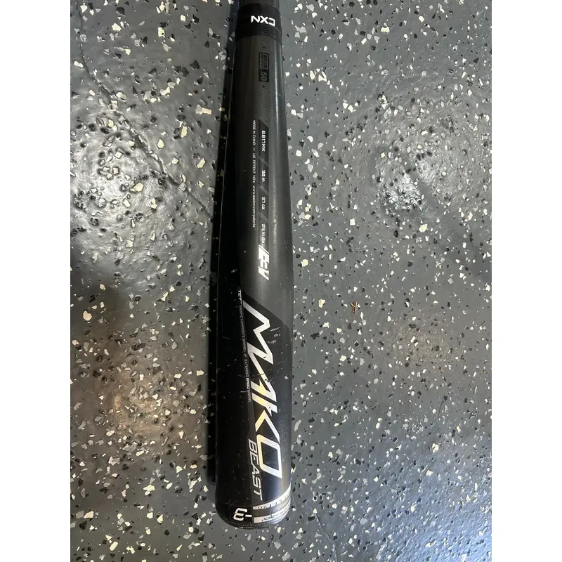 Used 2017 BBCOR Certified Mako Beast Composite (-3) 27 oz 30" Bat
