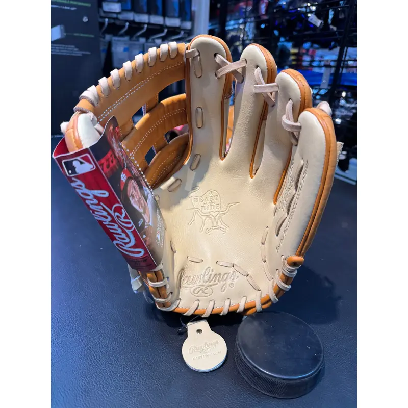 Rawlings Right Hand Throw Heart of the Hide Baseball Glove 11.75" (New)