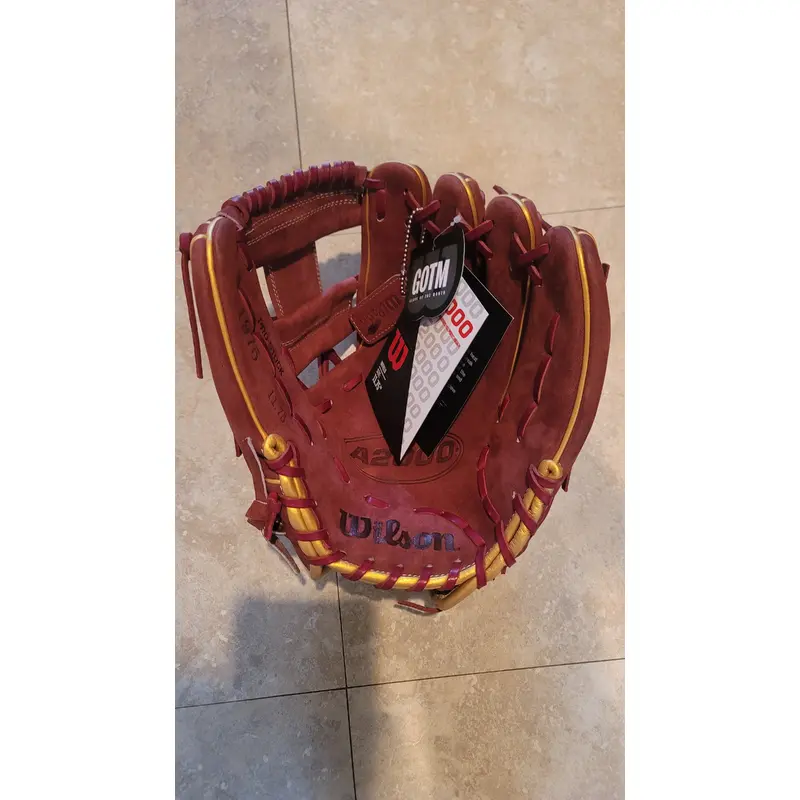 Wilson A2000 11.75 1975 - November 2022 GOTM