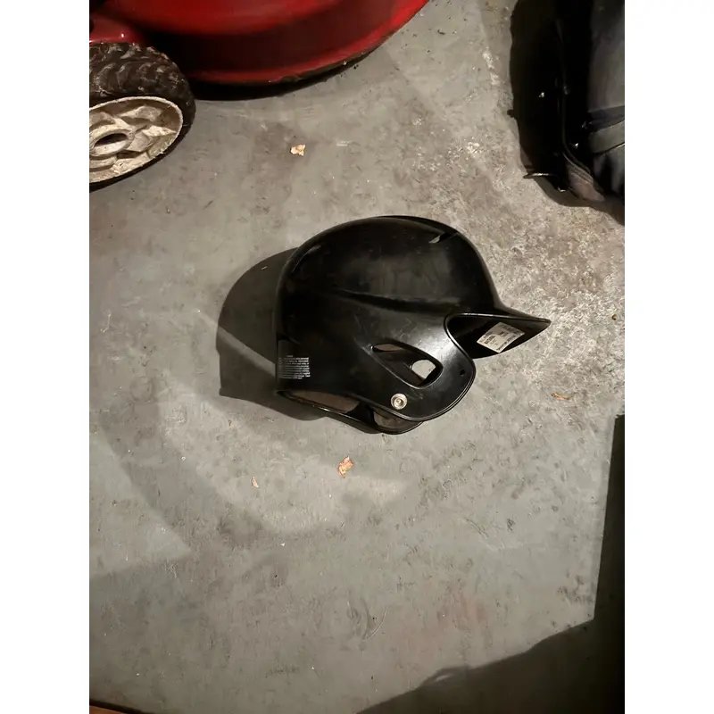 black baseball helmet [adult]