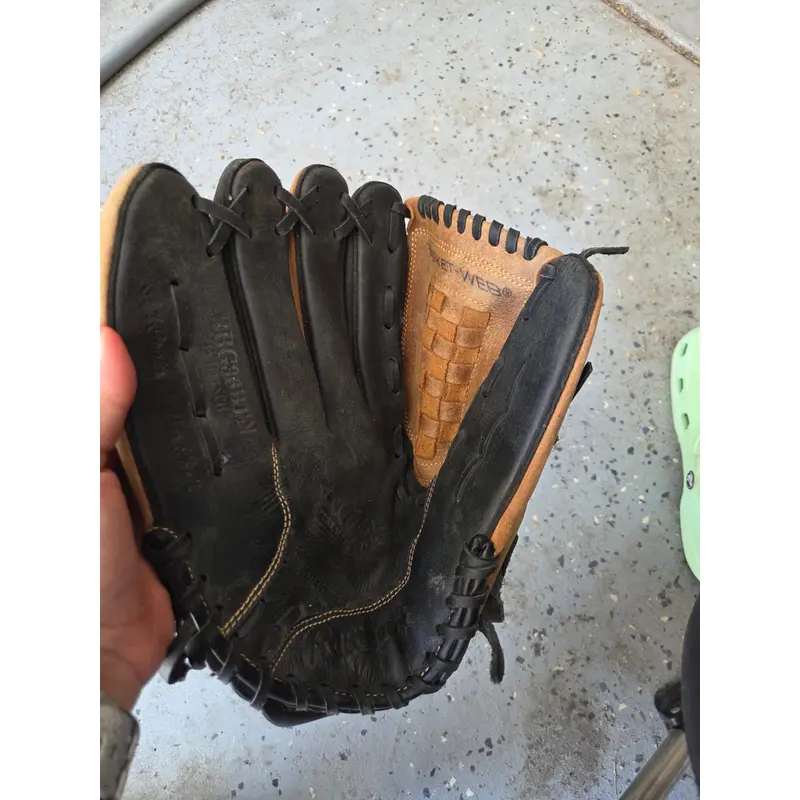 LH Rawlings Baseball Glove 12.5" (Used)
