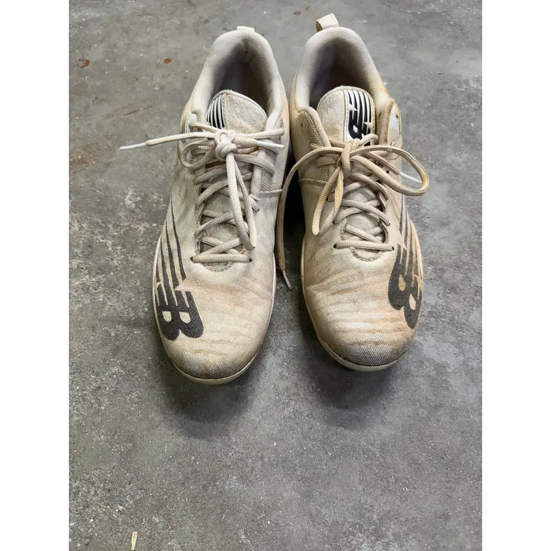 New Balance 4040v6  Size 10.5