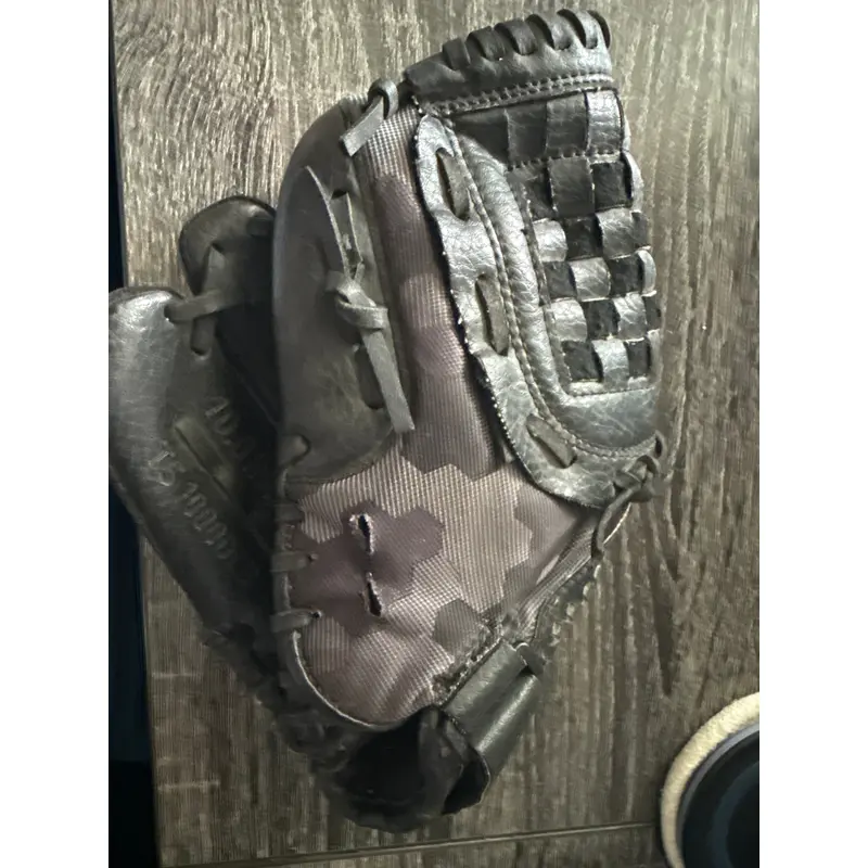 Adidas LH Easy Close Baseball Glove 10" (Used)