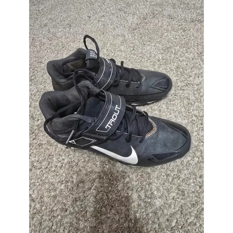 Black Men's Size M 7.5 (W 8.5) Nike Trout (Used)