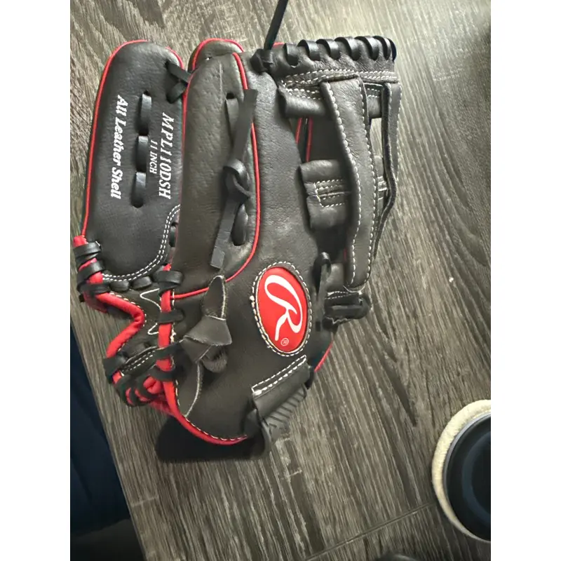 Rawlings LH Infield Mark of a Pro Baseball Glove 11" (New)