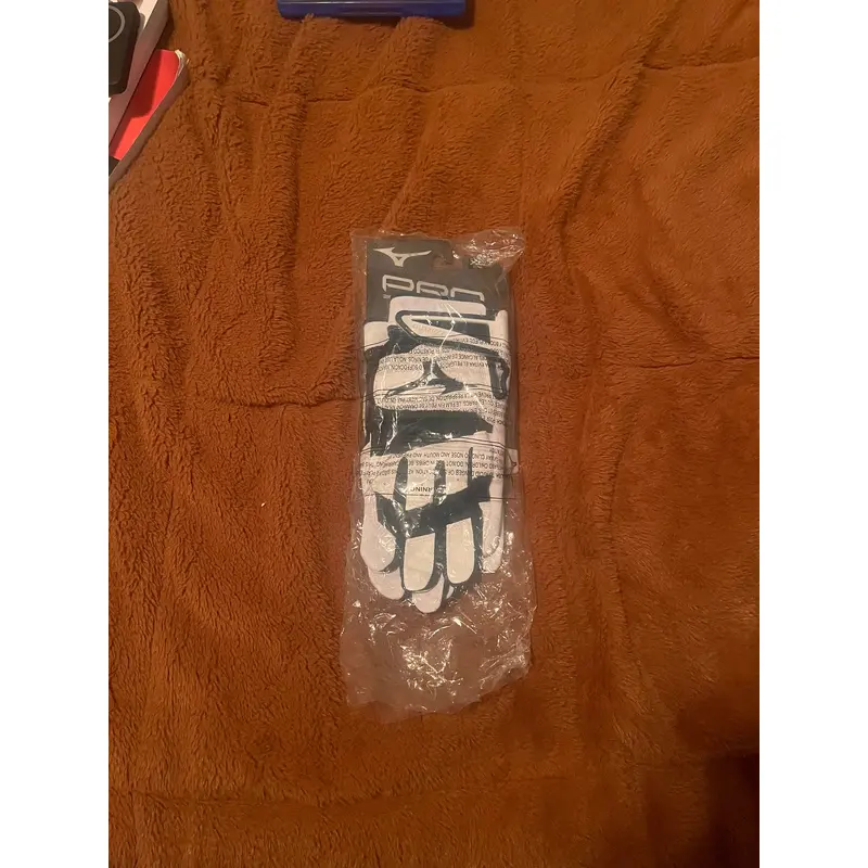 XL Mizuno Batting Gloves (New)