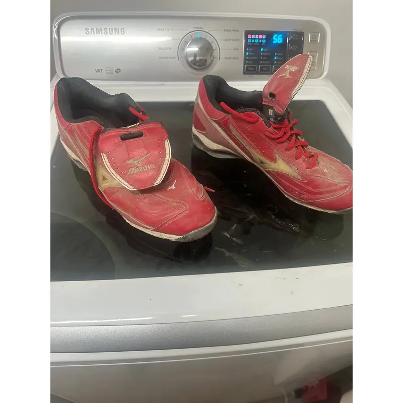 Mizuno metal Baseball Cleats Size 12