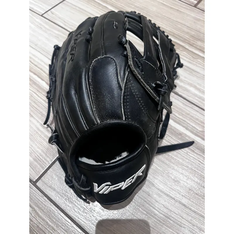 Outfield 15" (Used) Baseball Glove