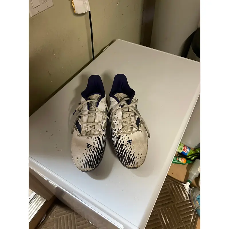 Adidas baseball cleats