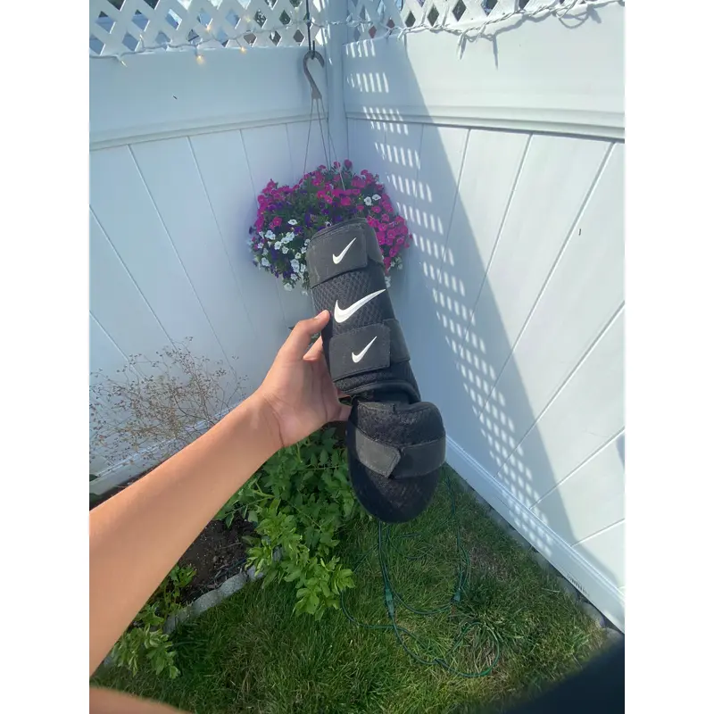 nike leg guard