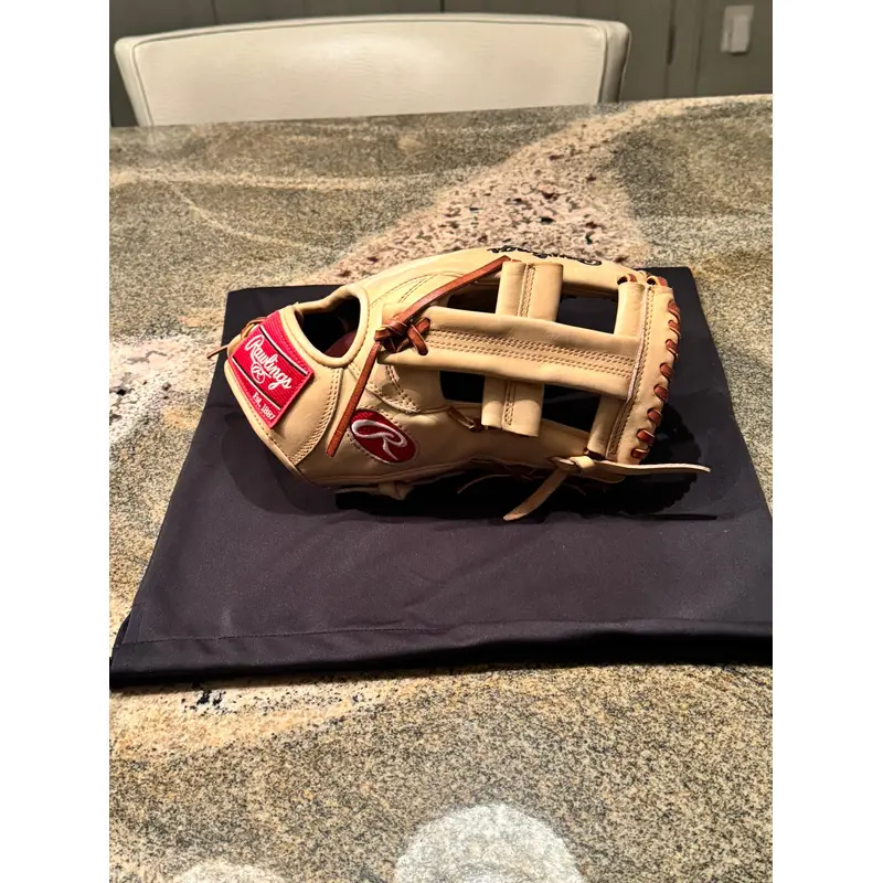 Rawlings TT2 11.5" Heart Of The Hide                            Trade Only