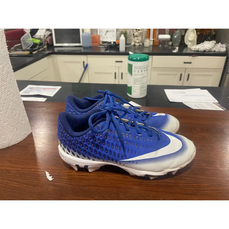 Blue Used Men's Low Top Molded Cleats vapor
