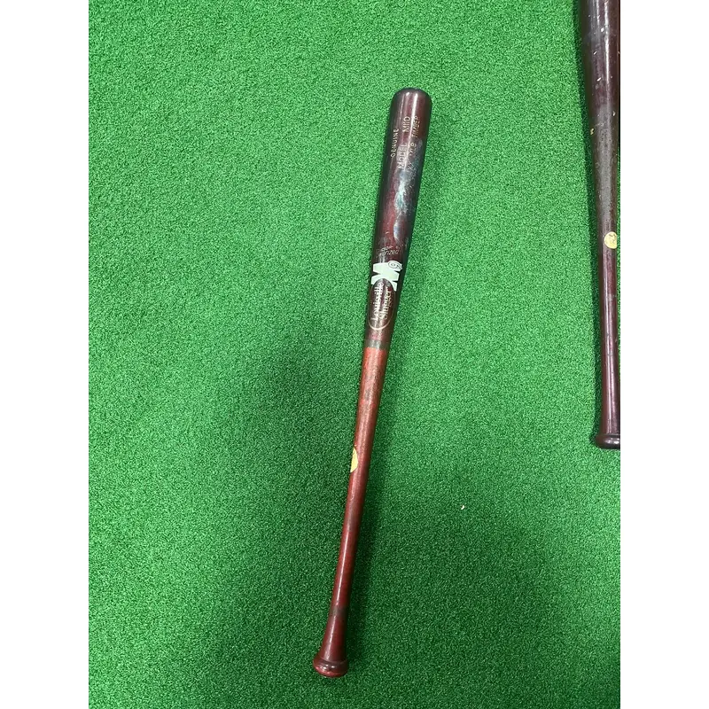 Louisville Slugger M9 1XX Maple model 110 33.5