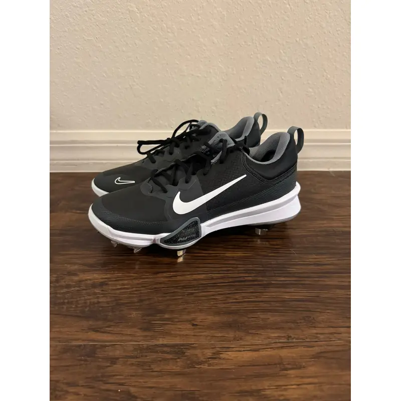 Nike Force Zoom Trout 9 Pro Black/White Metal Cleats Size 7 FB2907-001