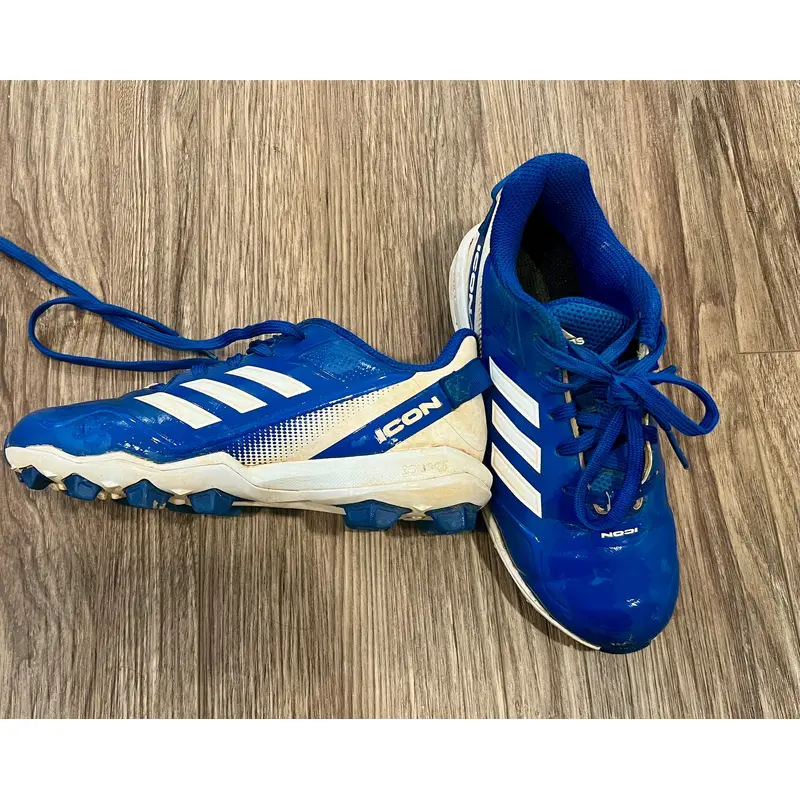 Blue Kid's  Youth Size 2 Adidas Low Top Icon Molded Cleats (Used)