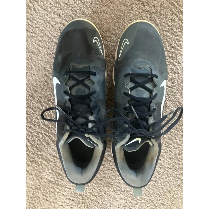Black Men's Size M 11.0 (W 12.0) Youth Nike Trout Metal (Used)