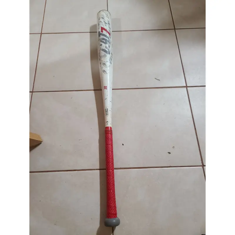 Used Marucci Alloy CAT 7 Bat (-3) 30 oz 33"