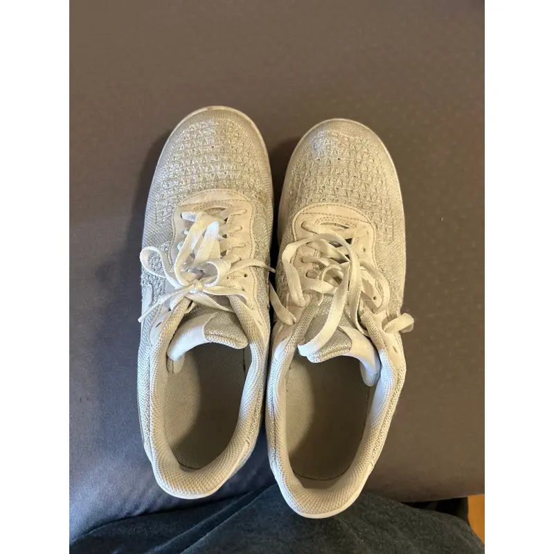 White Men's Adult Size M 11.5 (W 12.5) Nike Air Force 1 Shoes (Used)