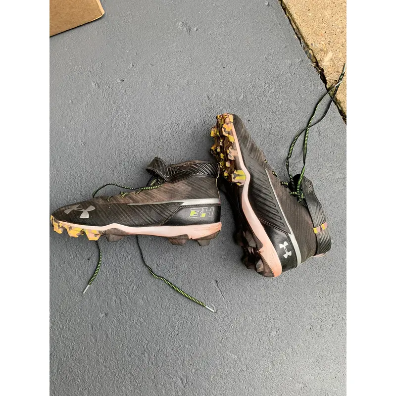 Under Armor Bryce Harper Molded Cleats Size 12