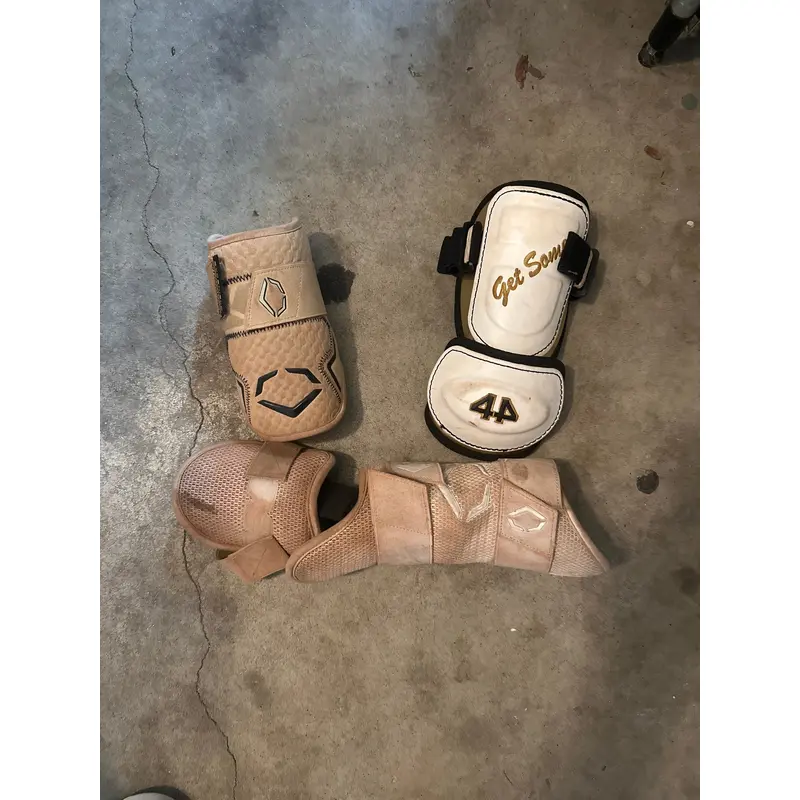 Assorted Batters Elbow/ankle Guard. Ankle Is For Left Handed Hitter.
