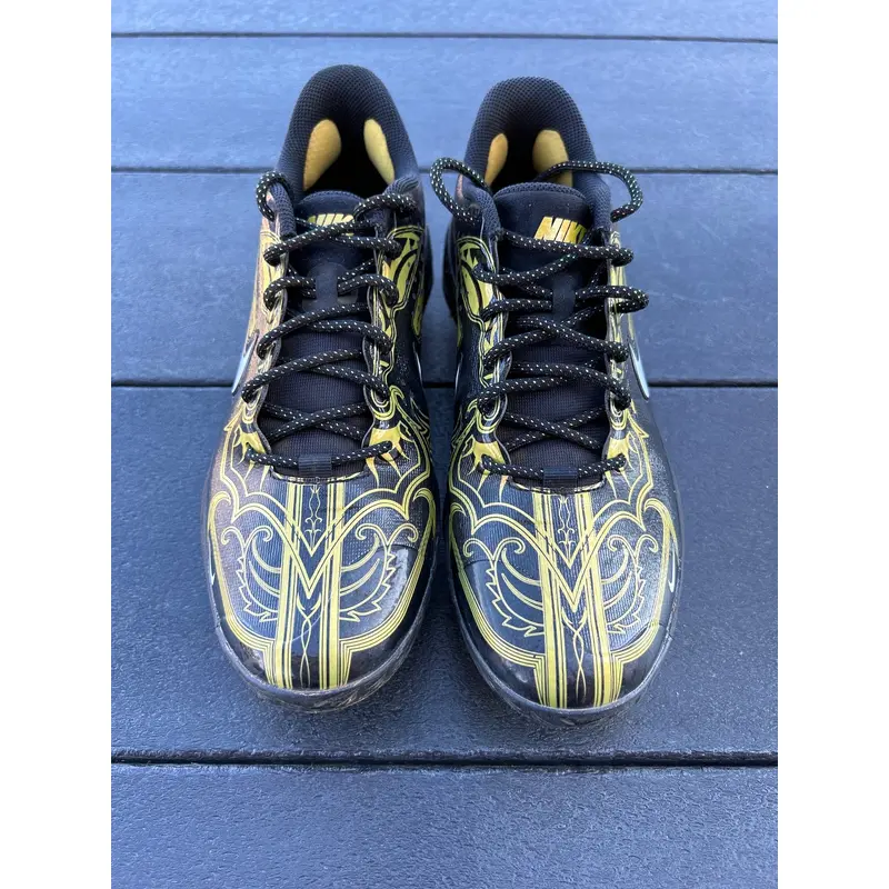 Black and Gold Adult Metal Low Top Nike alpha huarache elite 3