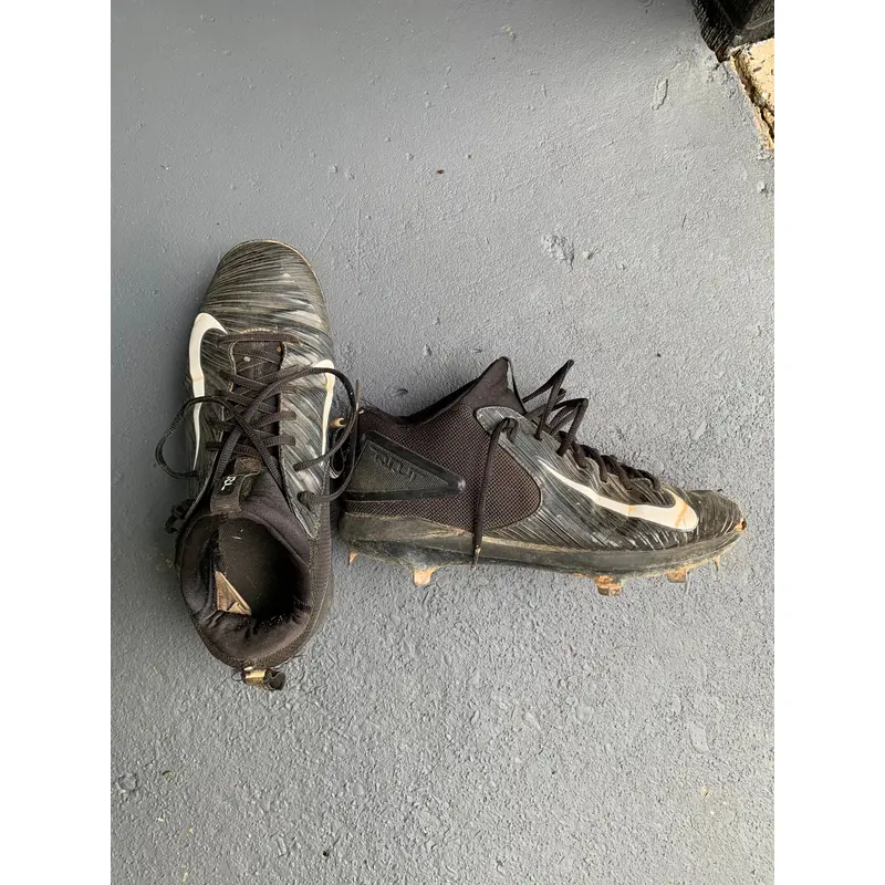 Nike Mike Trout Metal Cleats Size 11