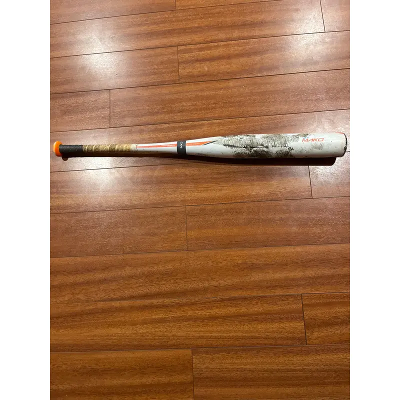 Used USSSA Certified Composite (-9) 23 oz 32" Mako Bat