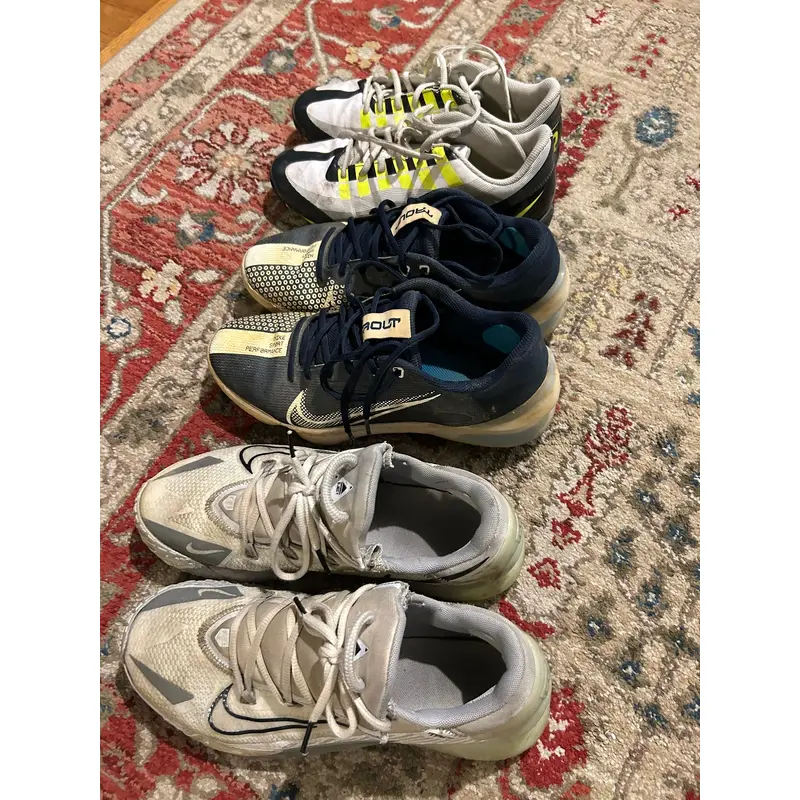 White Men's Size 9.5 (Women's 10.5) Nike Trout Shoes