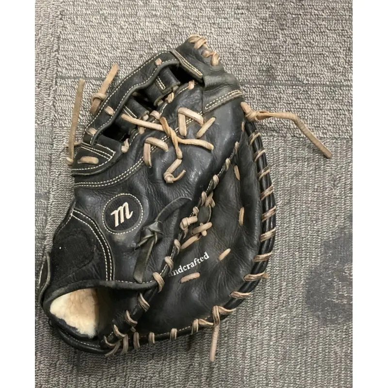 Marucci Right Hand Throw First Base FP225 Baseball Glove 12" (Used)