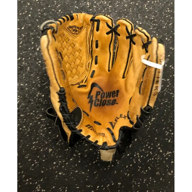 Mizuno Right Hand Throw Infield GPP1102 Baseball Glove 11" (Used)