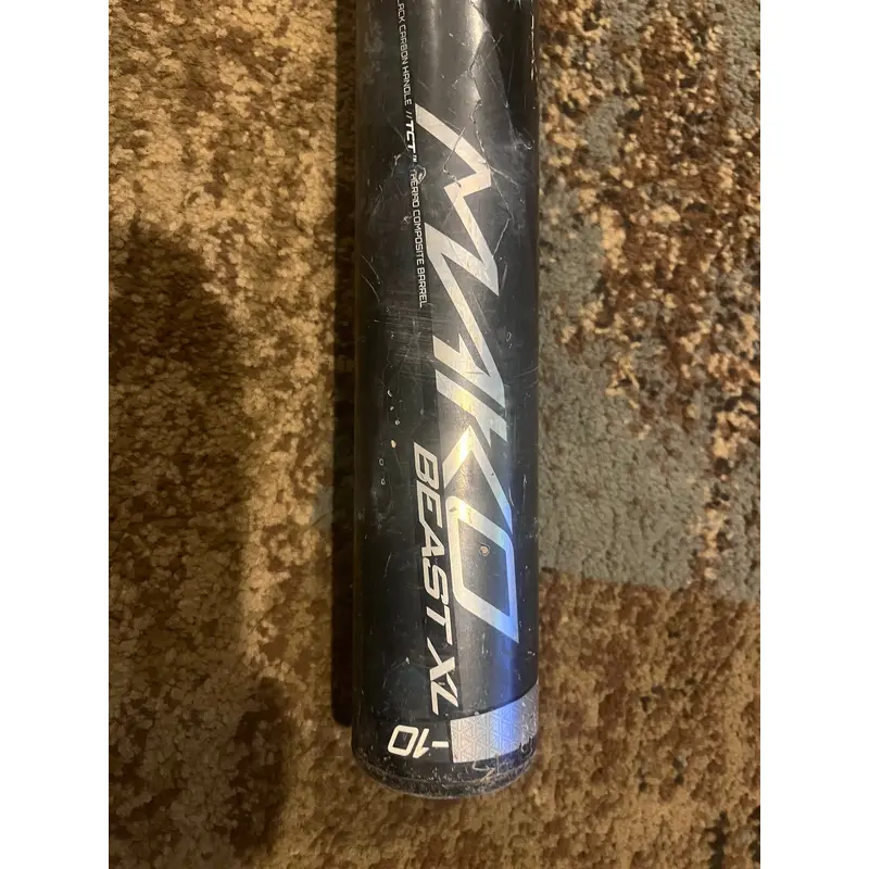 2017 Easton Composite 22 oz 32" (Used) Mako Beast Bat