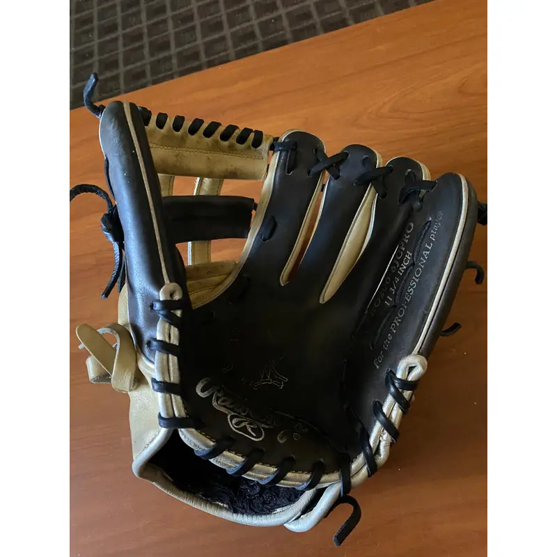 *PRO ISSUE*Christian Yelich Pro Issue With Golden Glove Patches