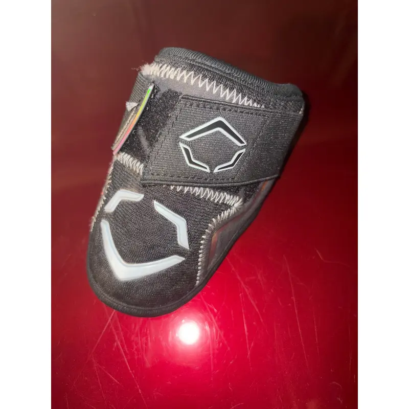 Black Evoshield Elbow Guard